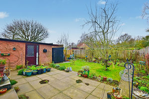 Photo 19- click for photo gallery